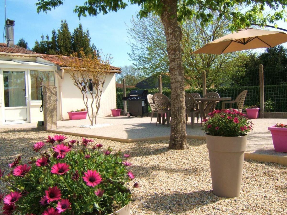 Gite L'Hirondelle Castelnau-de-Médoc エクステリア 写真